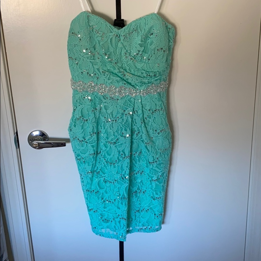 Strapless dress